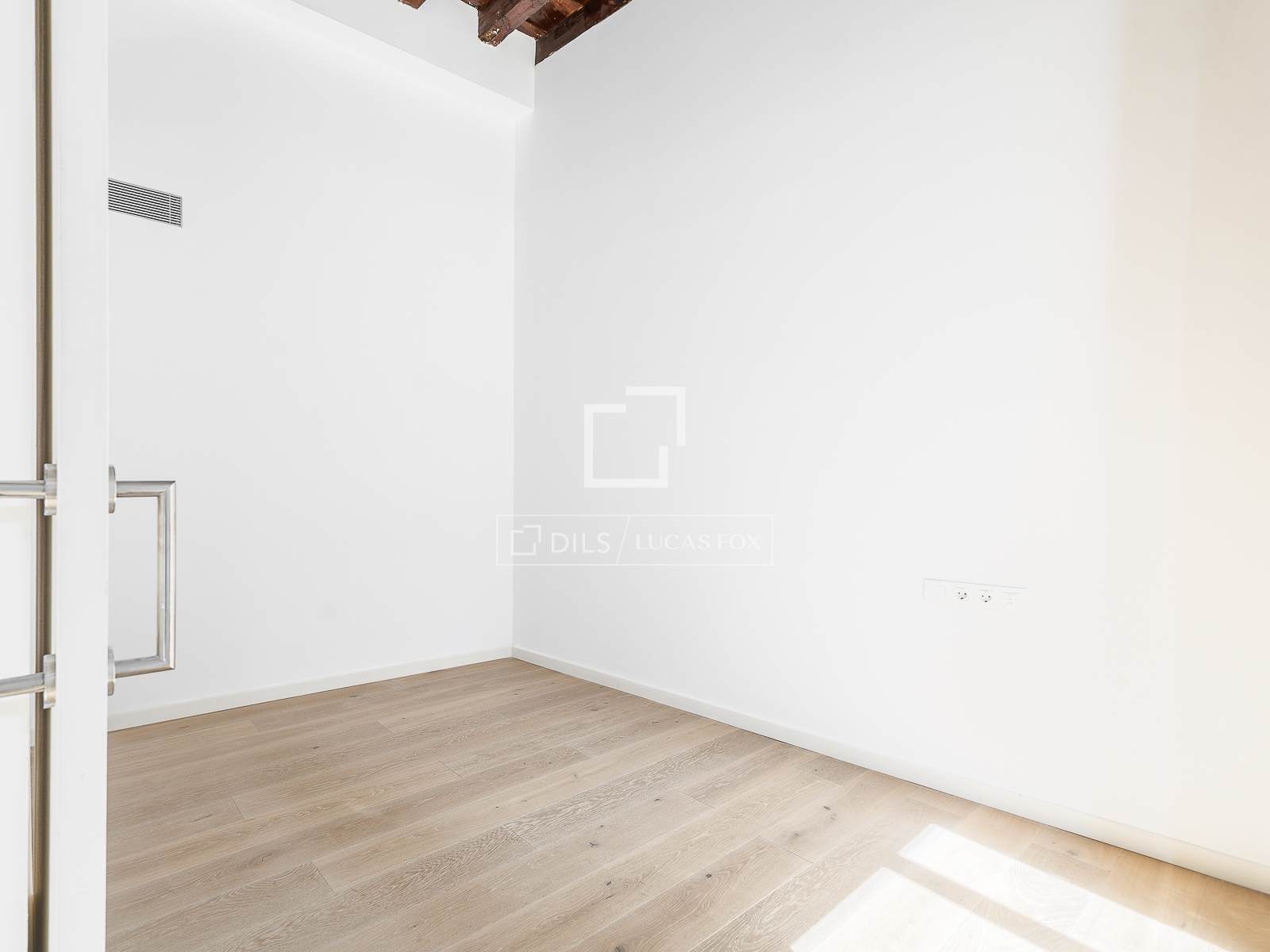 Huoneisto Barcelona, Espanja 2 makuuhuonetta, 75 m2 No. 166335
