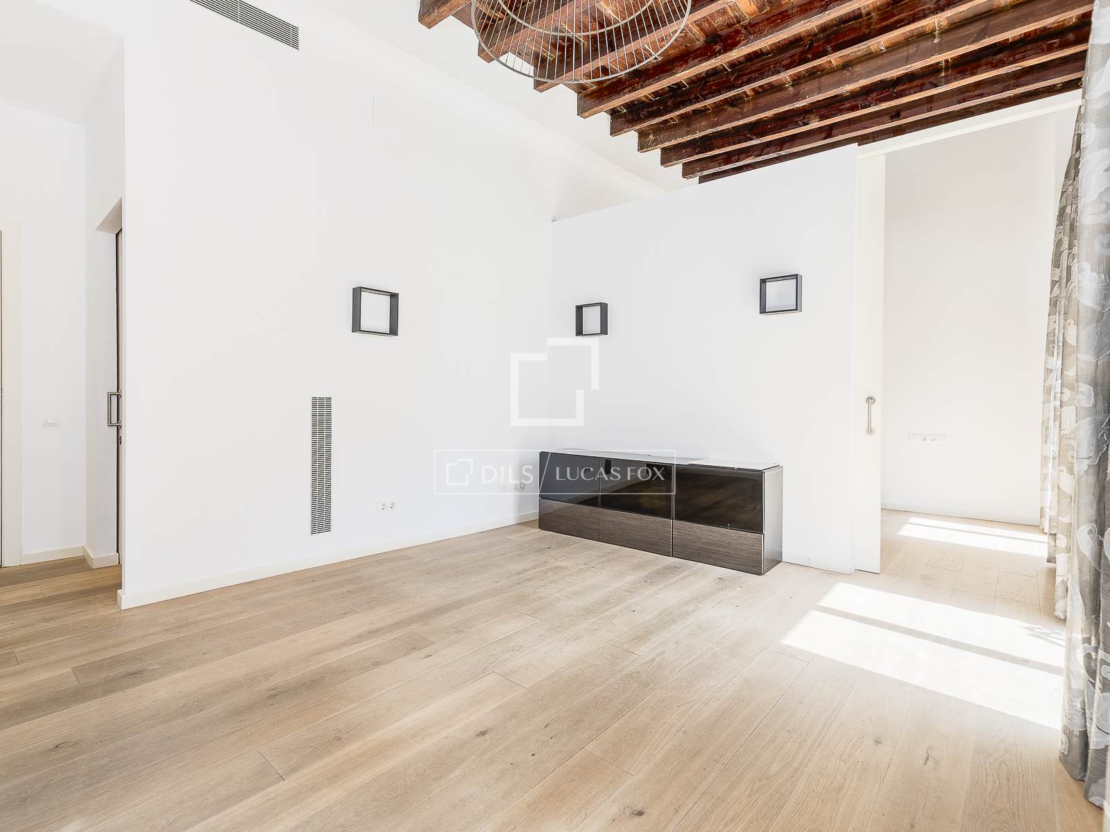 Huoneisto Barcelona, Espanja 2 makuuhuonetta, 75 m2 No. 166335