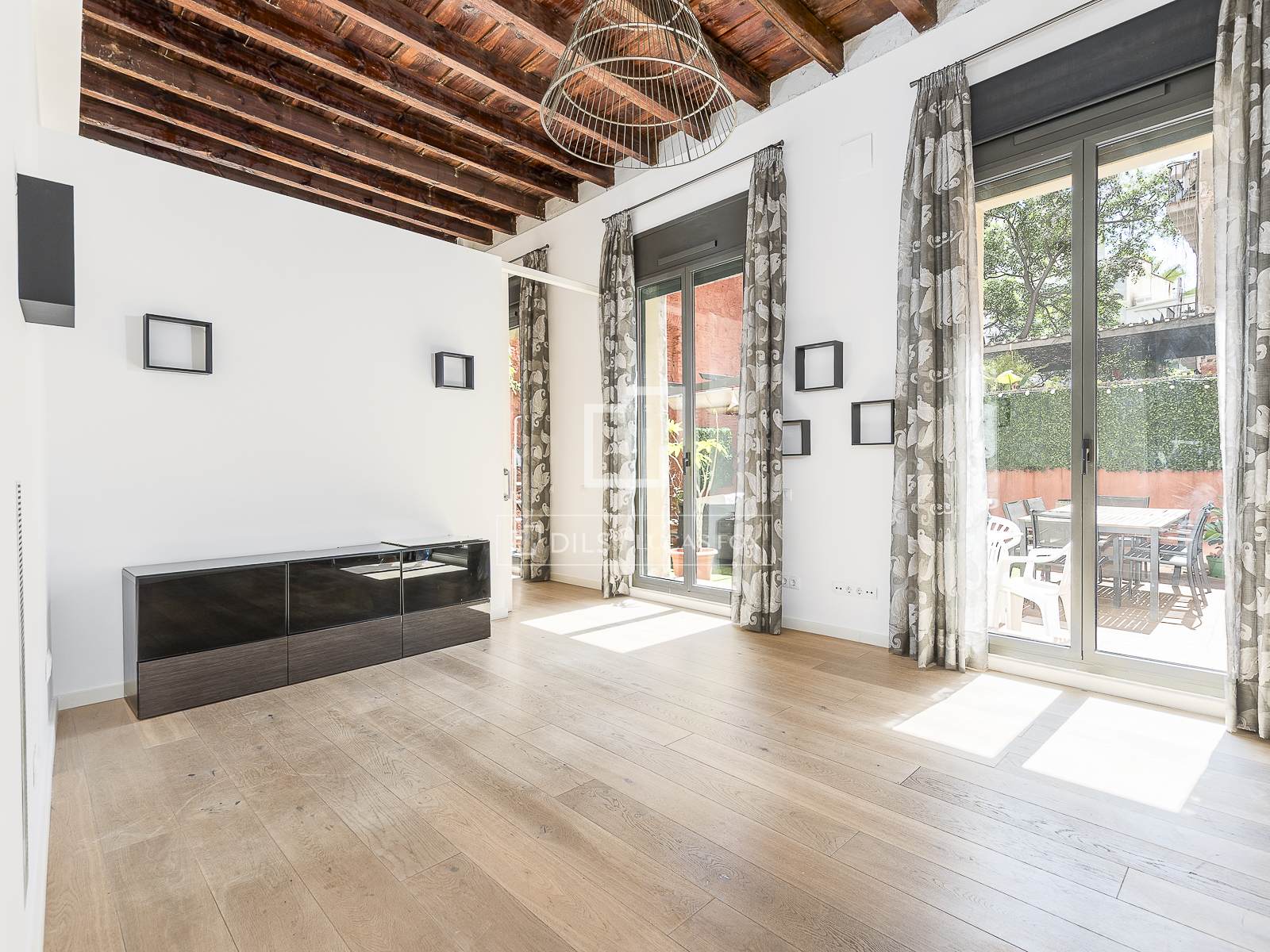 Huoneisto Barcelona, Espanja 2 makuuhuonetta, 75 m2 No. 166335