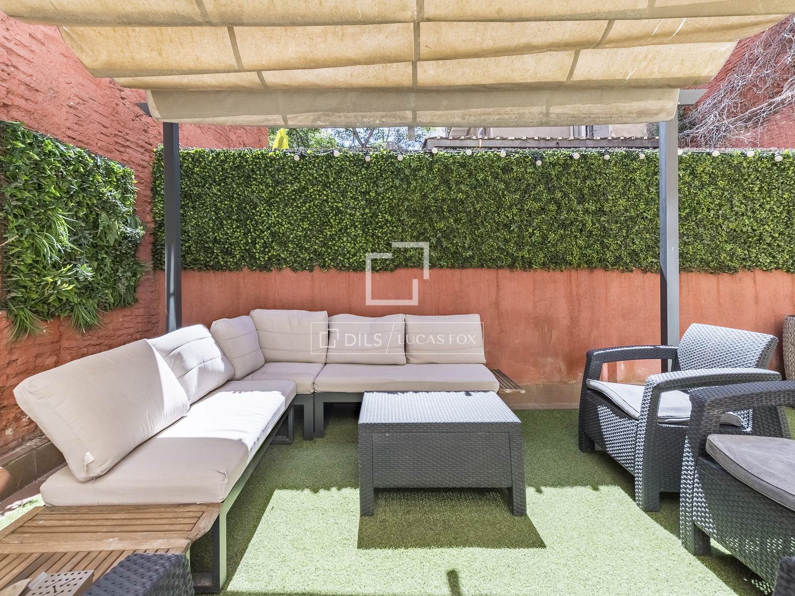 Huoneisto Barcelona, Espanja 2 makuuhuonetta, 75 m2 No. 166335
