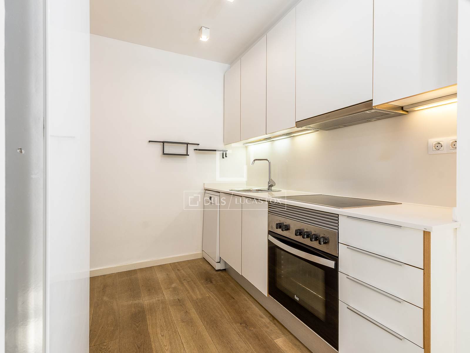 Huoneisto Barcelona, Espanja 2 makuuhuonetta, 75 m2 No. 166335