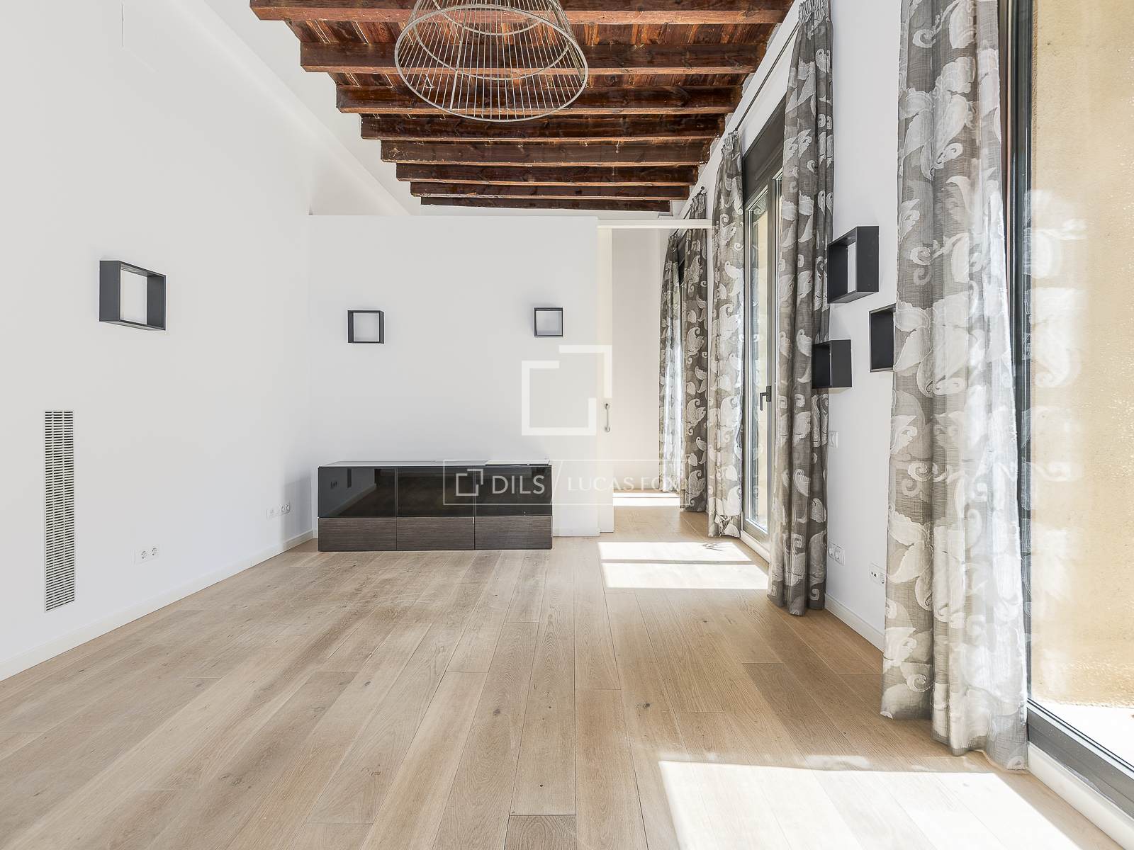 Huoneisto Barcelona, Espanja 2 makuuhuonetta, 75 m2 No. 166335