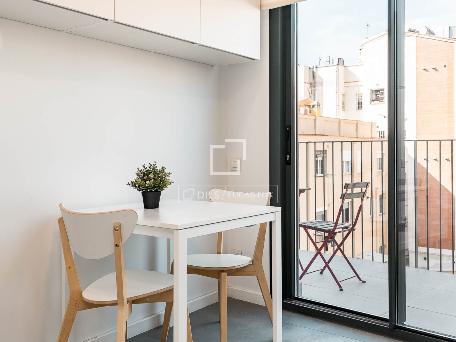 Penthouse in Barcelona, Spain 4 bedrooms, 127 sq.m. No. 166337