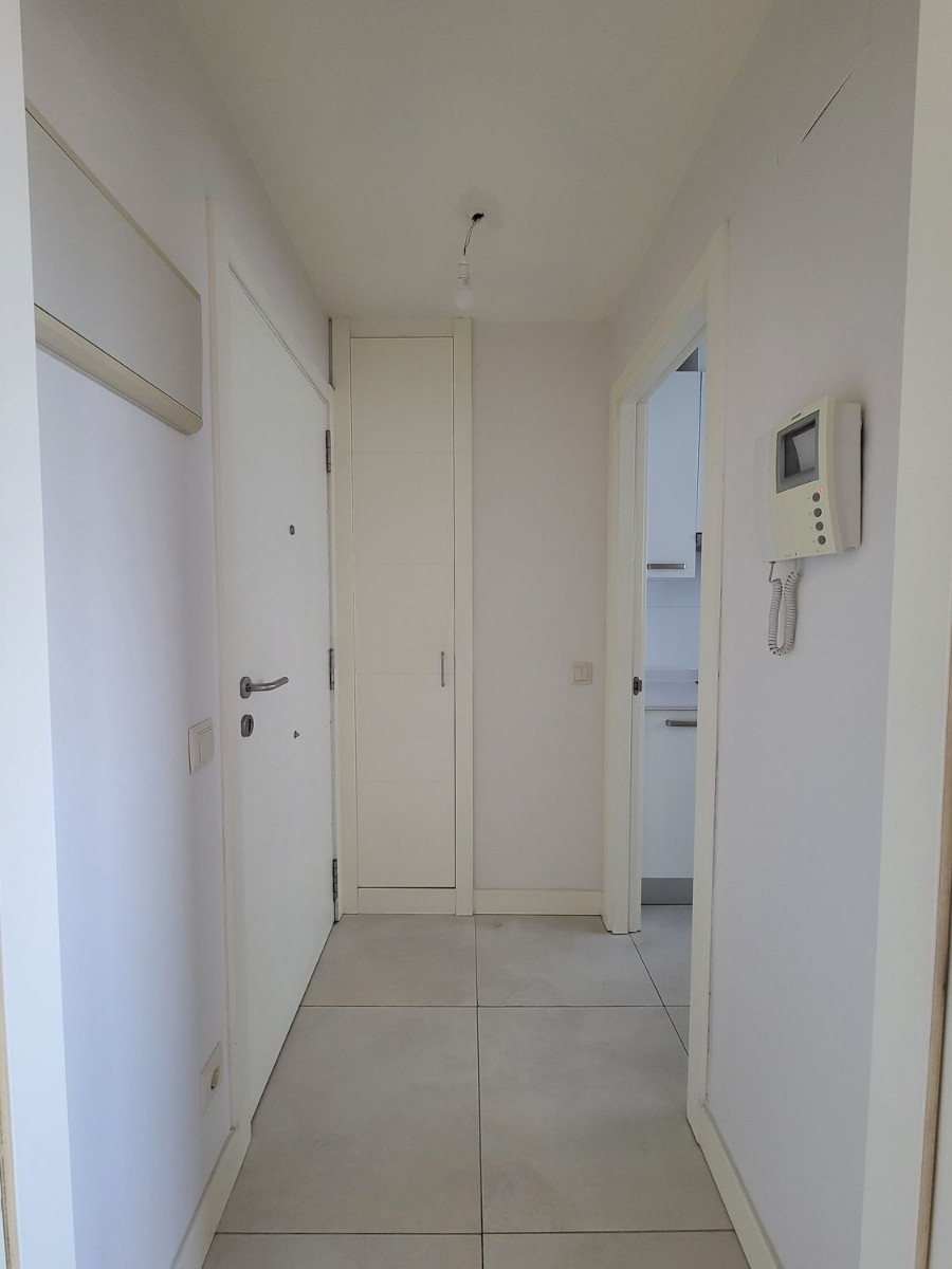 Wohnung in Madrid, Spanien 1 Schlafzimmer, 90 m2 Nr. 180416