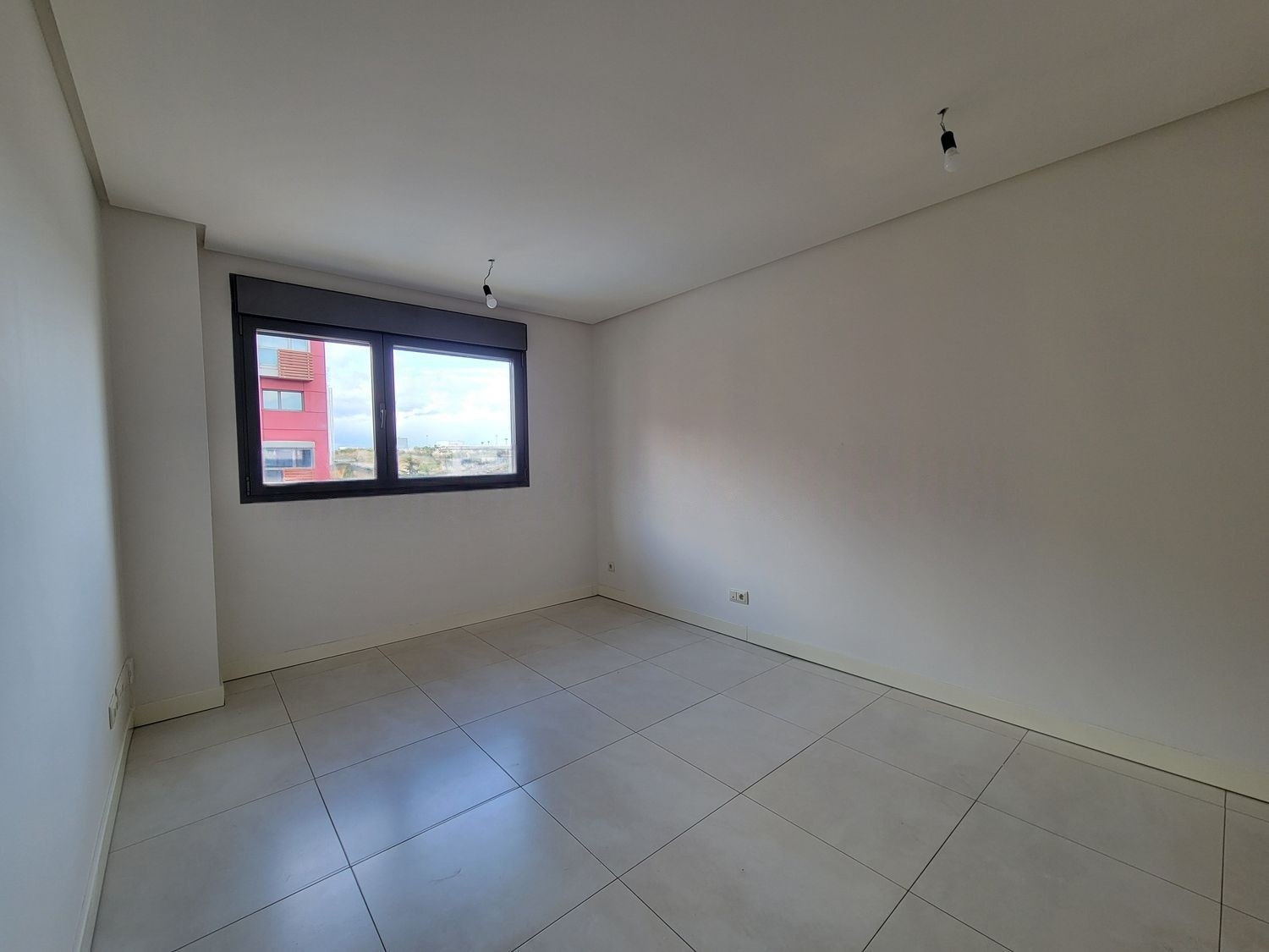 Wohnung in Madrid, Spanien 1 Schlafzimmer, 90 m2 Nr. 180416