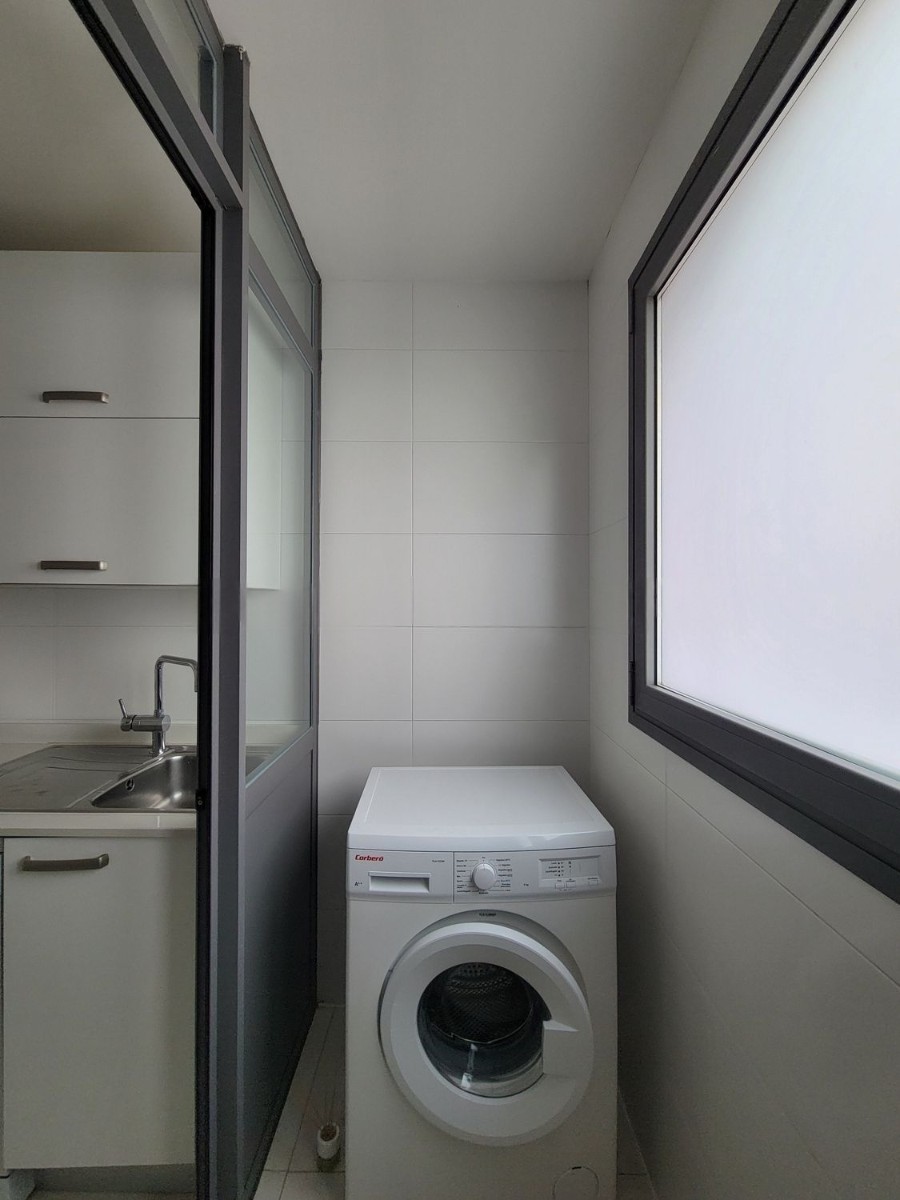 Wohnung in Madrid, Spanien 1 Schlafzimmer, 90 m2 Nr. 180416