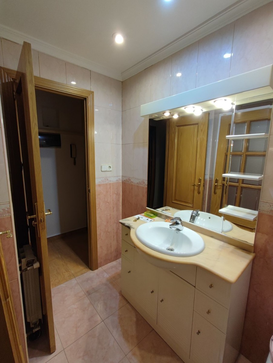 Apartment à Madrid, Espagne 1 chambre, 45 m2 No. 180418