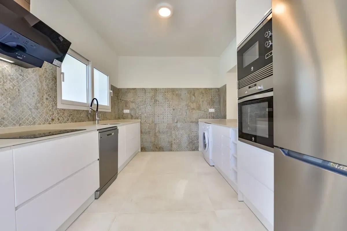 Villa in Altea, Alicante, Spain 3 bedrooms, 195 sq.m. No. 179885