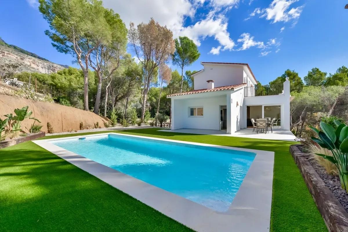 Villa in Altea, Alicante, Spain 3 bedrooms, 195 sq.m. No. 179885