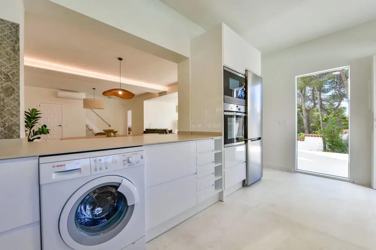 Villa in Altea, Alicante, Spain 3 bedrooms, 195 sq.m. No. 179885