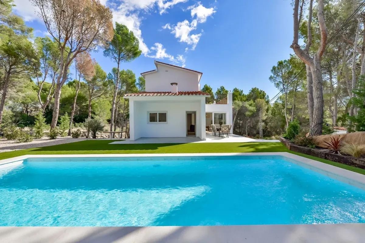 Villa in Altea, Alicante, Spain 3 bedrooms, 195 sq.m. No. 179885