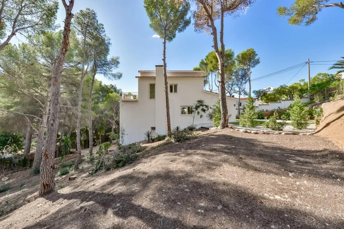 Villa in Altea, Alicante, Spain 3 bedrooms, 195 sq.m. No. 179885