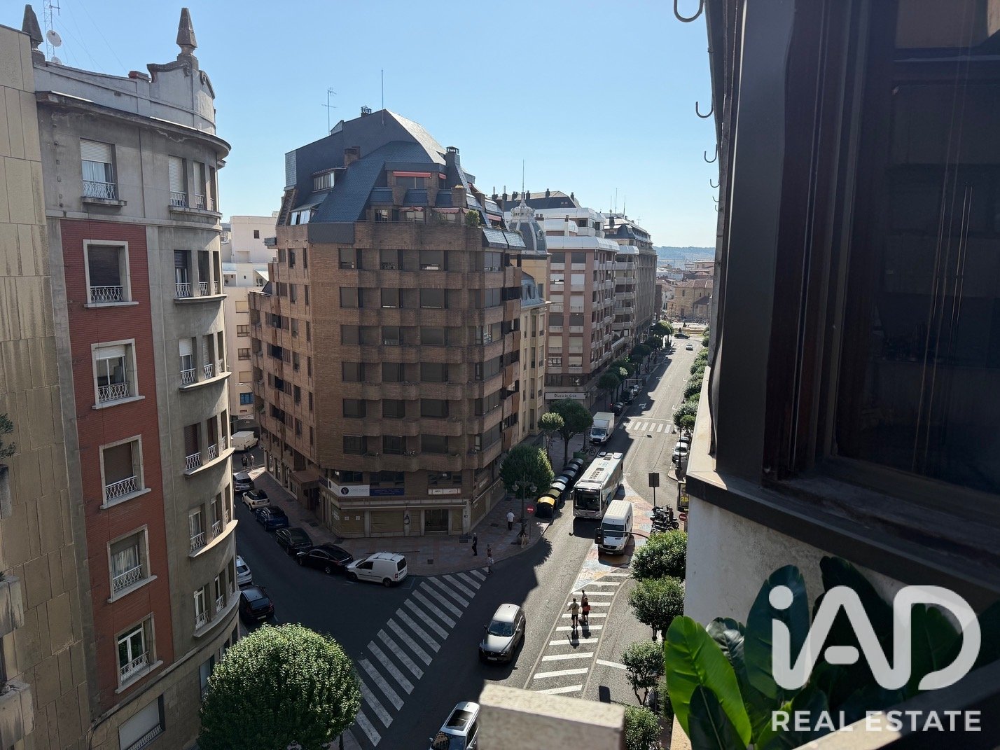 Apartment à Leon, Espagne 4 chambres, 144 m2 No. 194376