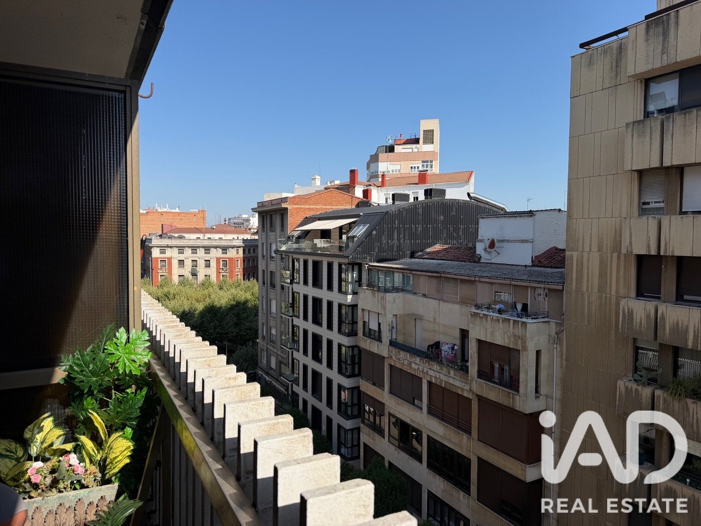 Apartment à Leon, Espagne 4 chambres, 144 m2 No. 194376