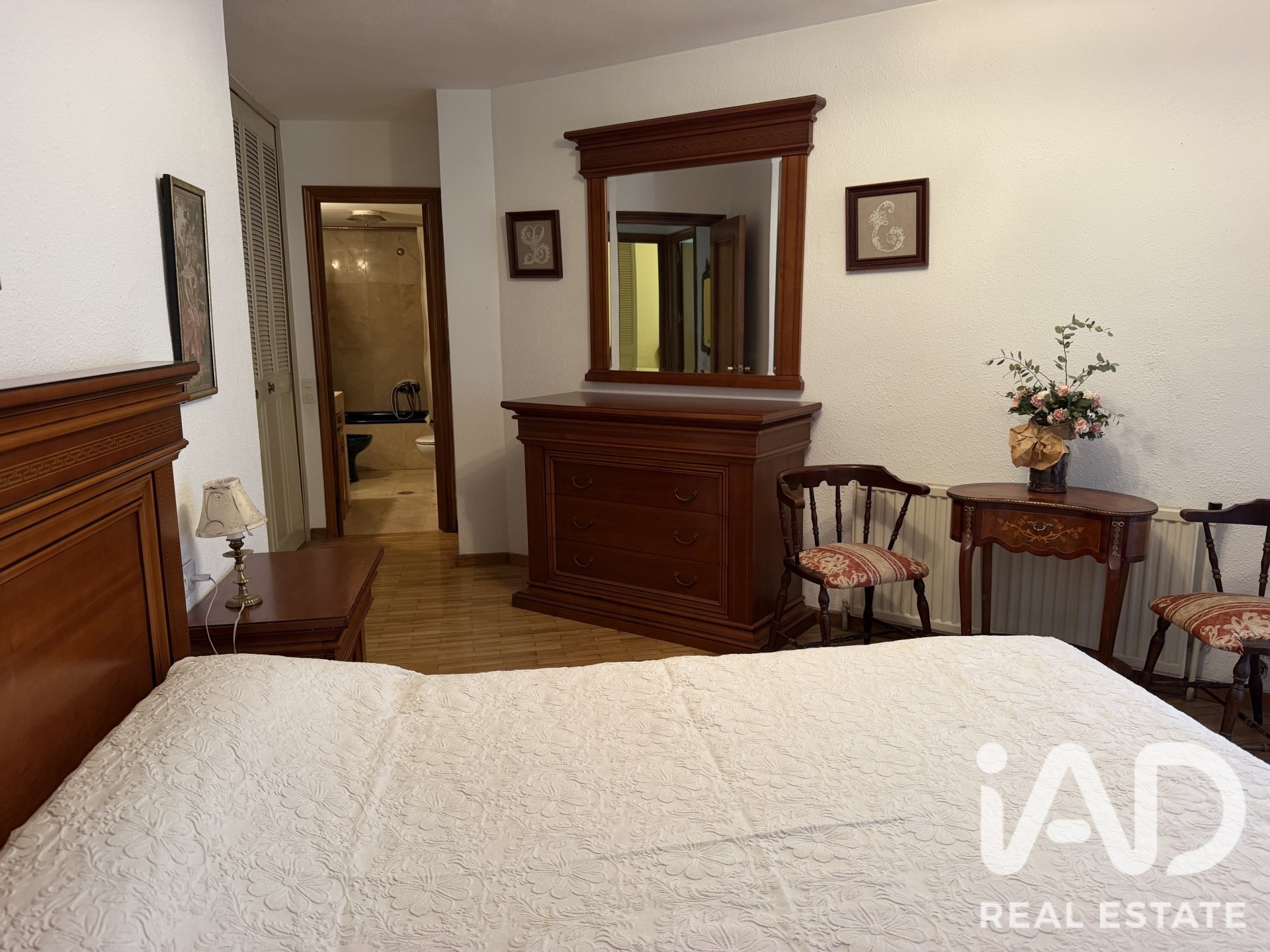 Apartment à Leon, Espagne 4 chambres, 144 m2 No. 194376