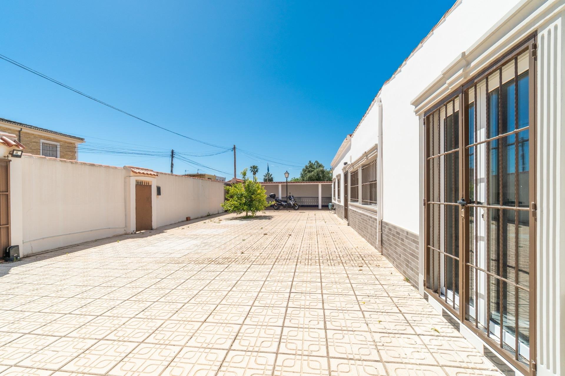 Villa à Torrevieja, Alicante, Espagne 4 chambres, 159 m2 No. 189434