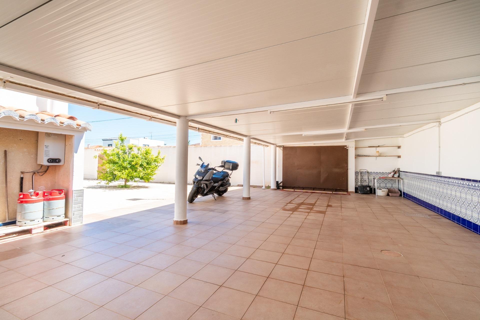 Villa à Torrevieja, Alicante, Espagne 4 chambres, 159 m2 No. 189434