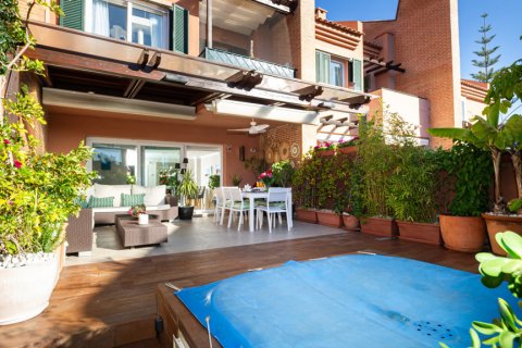 Townhouse à Marbella, Malaga, Espagne 5 chambres, 276.93 m2 No. 107965