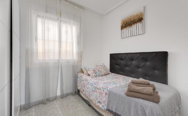 Wohnung in Torrevieja, Alicante, Spanien 2 Schlafzimmer, 56 m2 Nr. 192269