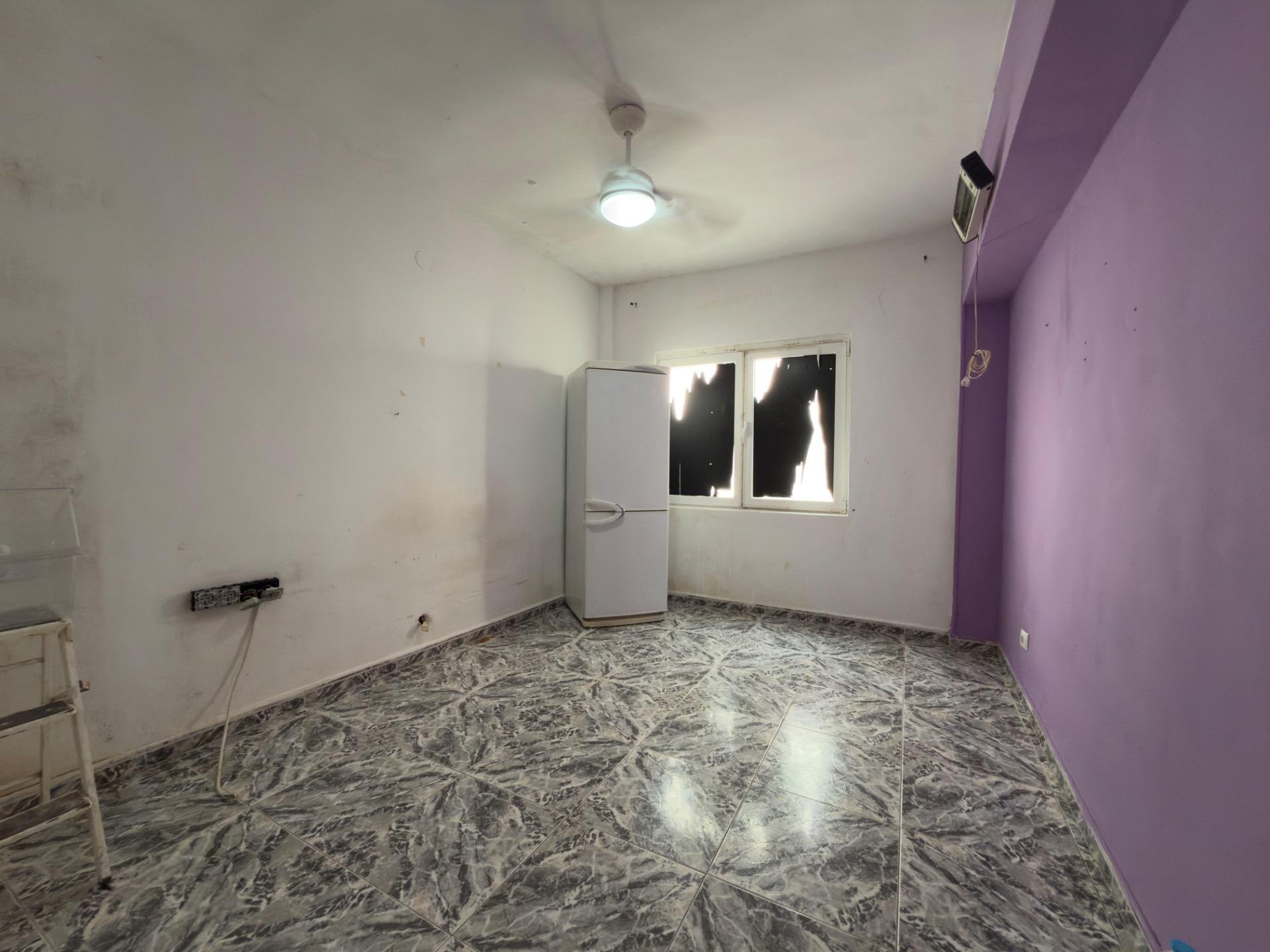 Apartamento en Alicante, España 4 dormitorios, 101 m2 No. 192267