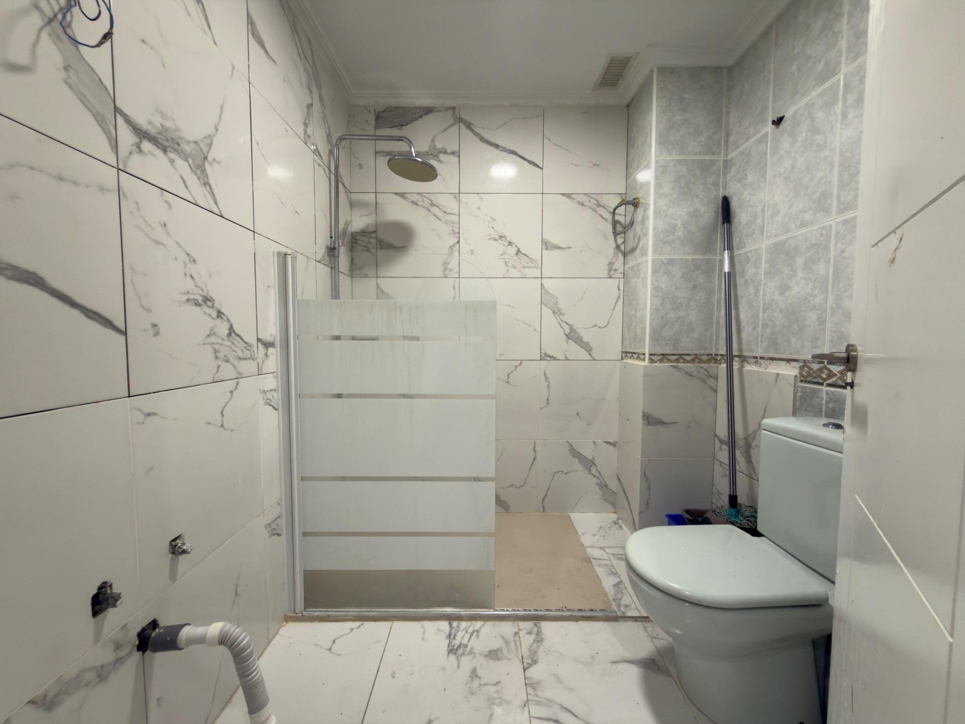 Apartamento en Alicante, España 4 dormitorios, 101 m2 No. 192267