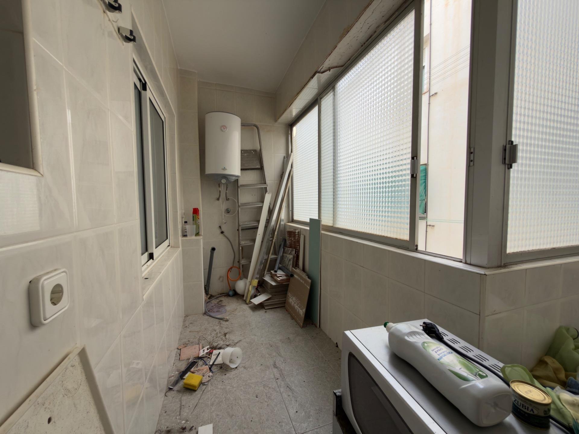 Apartamento en Alicante, España 4 dormitorios, 101 m2 No. 192267