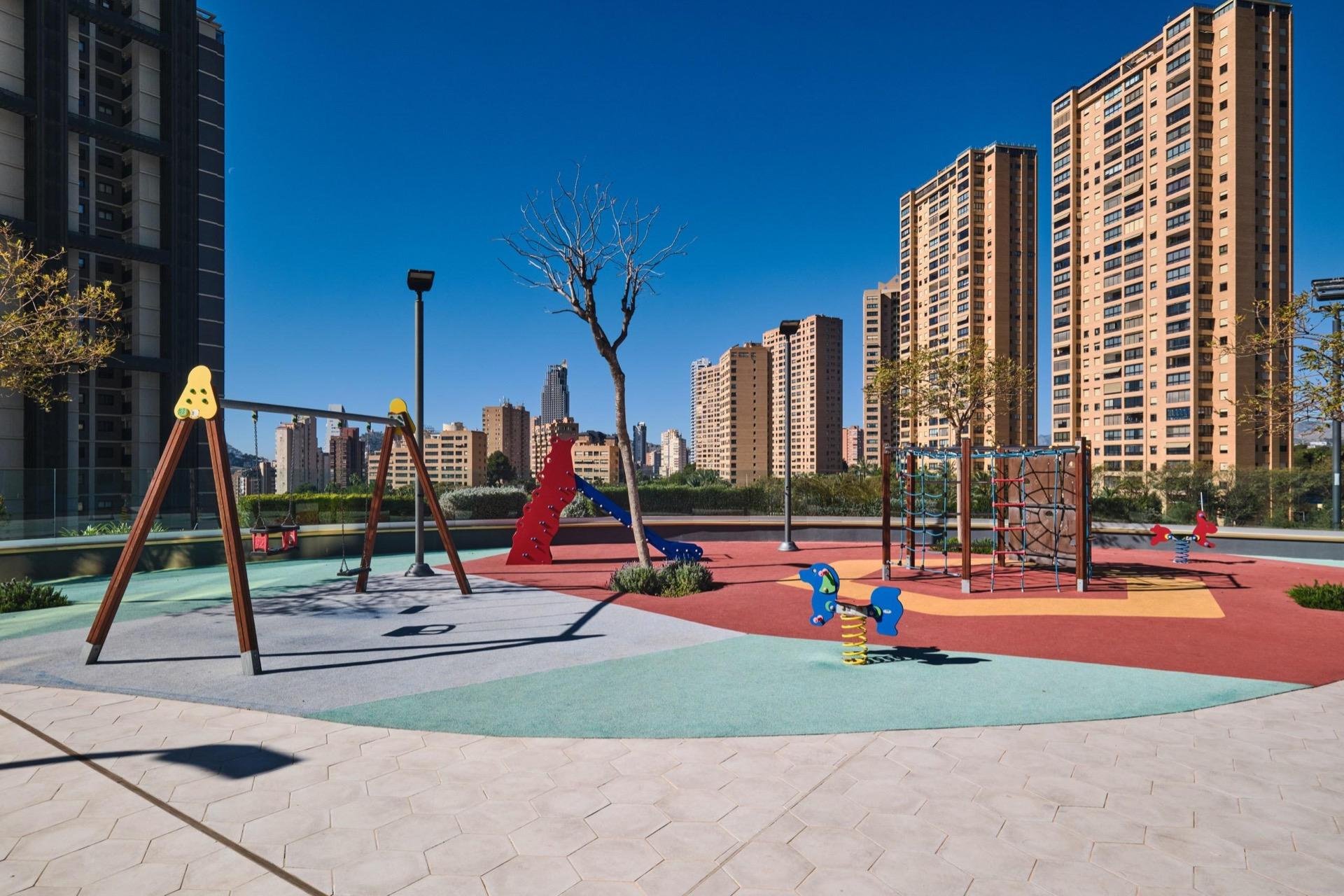 Квартира в Бенидорм, Аликанте, Испания 2 спальни, 95м2 №192265