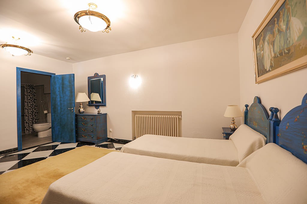 Gewerbeimmobilien in Llucmajor, Mallorca, Spanien 20 Schlafzimmer, 2000 m2 Nr. 147940