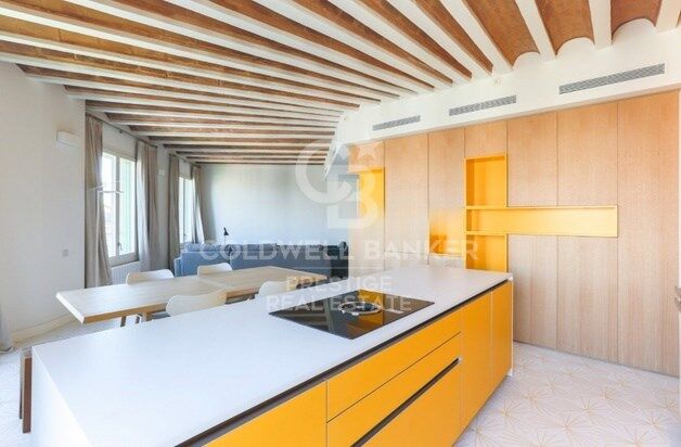 Apartment in Barcelona, Spain 2 bedrooms, 174 sq.m. No. 160397