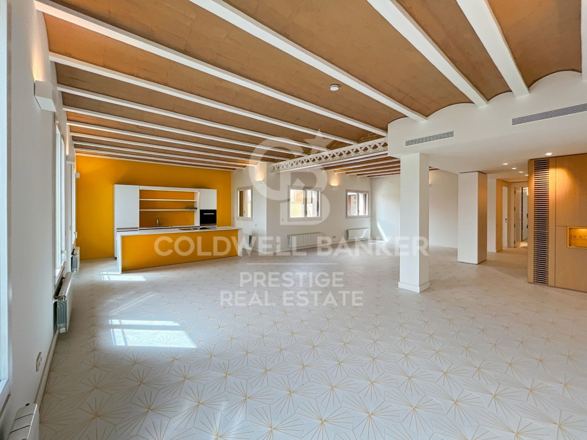 Apartment in Barcelona, Spain 2 bedrooms, 174 sq.m. No. 160397