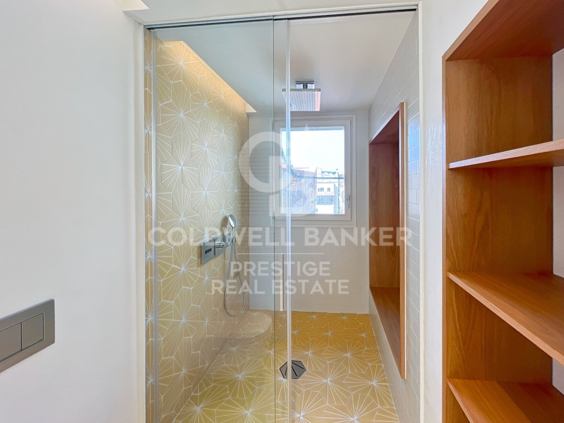 Apartment in Barcelona, Spain 2 bedrooms, 174 sq.m. No. 160397