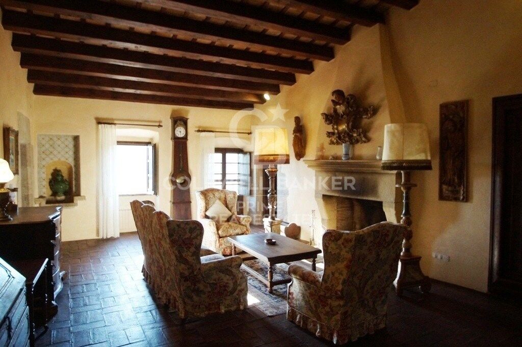 House in Girona, Spain 10 bedrooms, 1000 sq.m. No. 160403