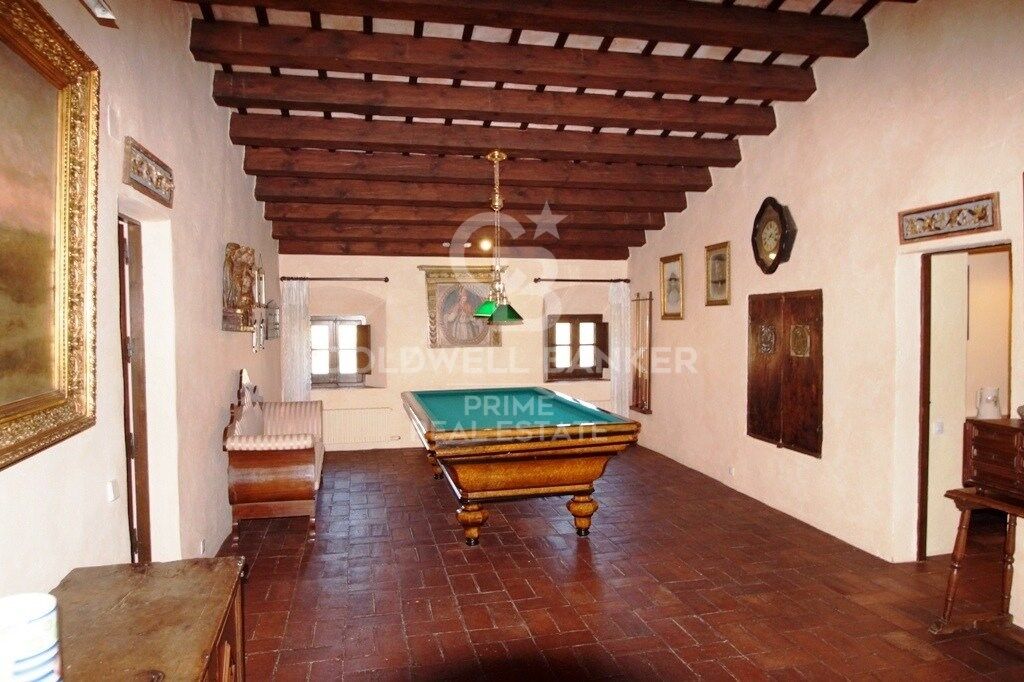 House in Girona, Spain 10 bedrooms, 1000 sq.m. No. 160403