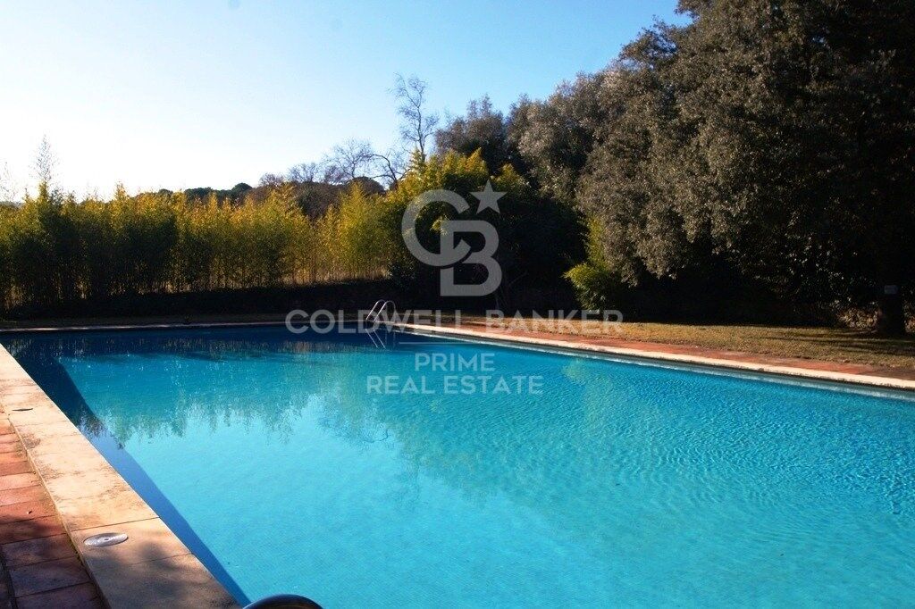 House in Girona, Spain 10 bedrooms, 1000 sq.m. No. 160403