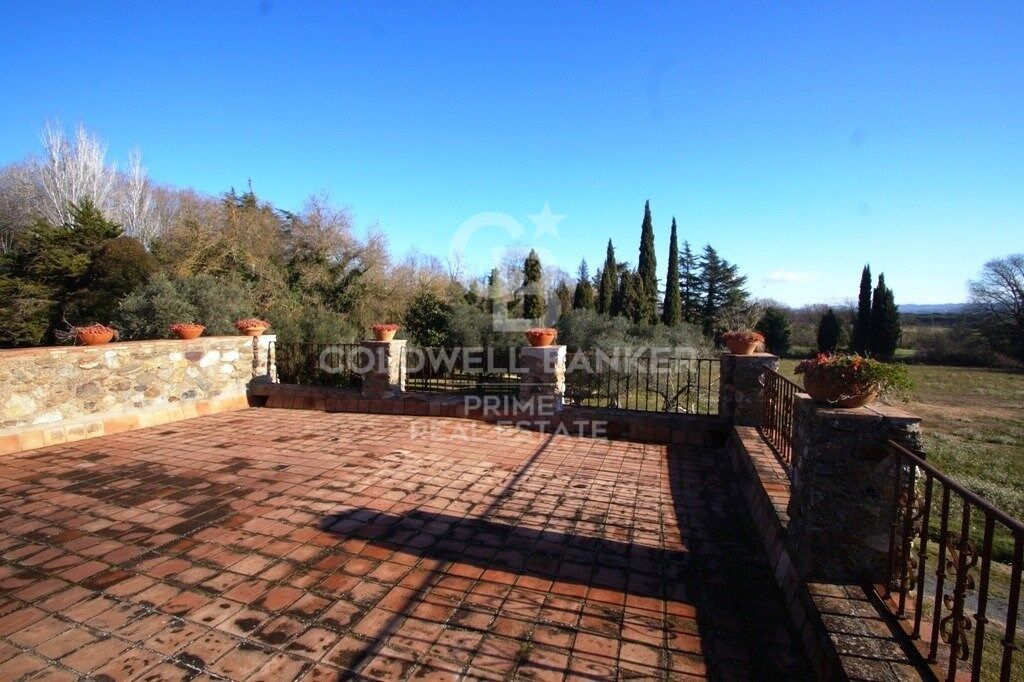 House in Girona, Spain 10 bedrooms, 1000 sq.m. No. 160403
