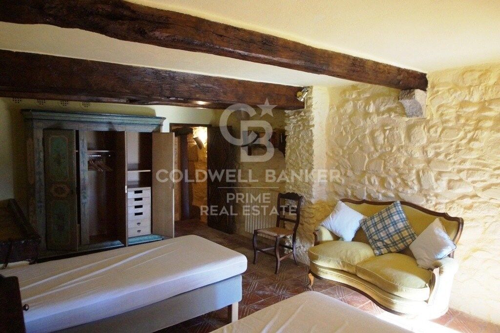 House in Girona, Spain 10 bedrooms, 1000 sq.m. No. 160403