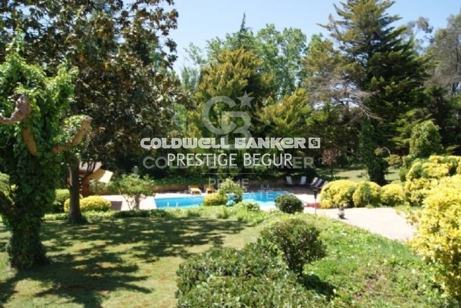 House à Caldes de Malavella, Girona, Espagne 10 chambres, 1000 m2 No. 160401