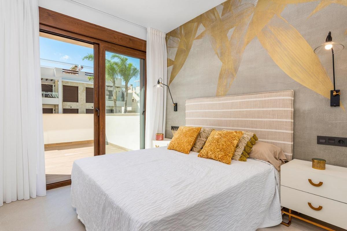 Bungalow in Torrevieja, Alicante, Spain 3 bedrooms, 70 sq.m. No. 112879