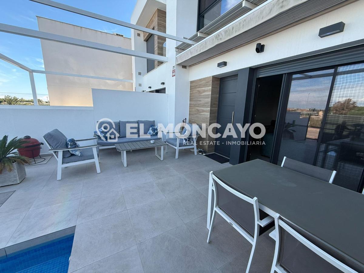 House à Rojales, Alicante, Espagne 3 chambres, 201 m2 No. 112871