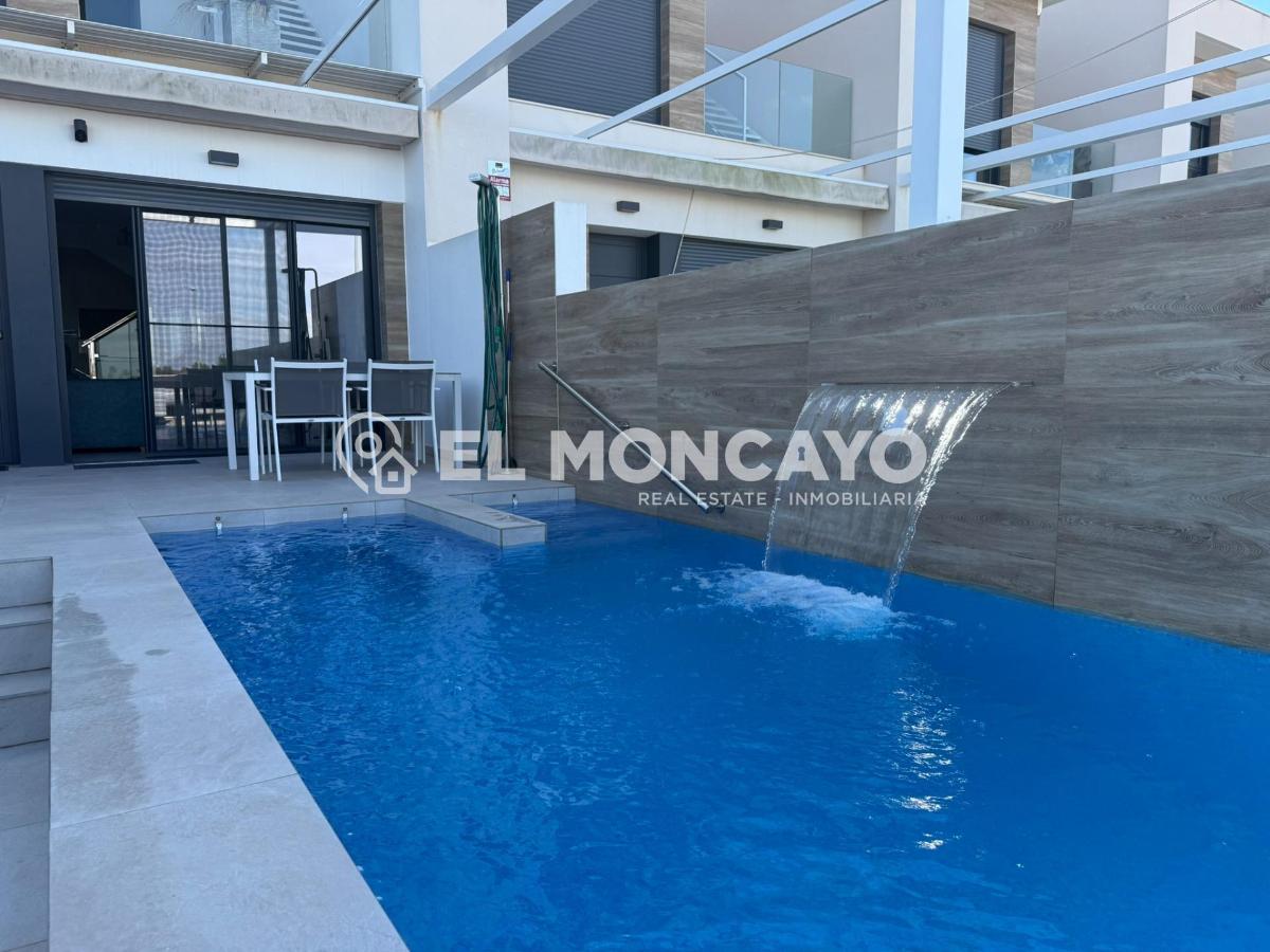 House à Rojales, Alicante, Espagne 3 chambres, 201 m2 No. 112871