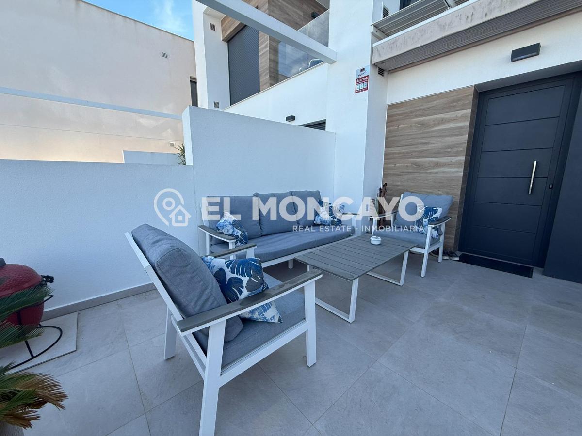 House à Rojales, Alicante, Espagne 3 chambres, 201 m2 No. 112871