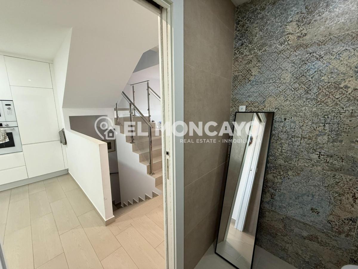 House à Rojales, Alicante, Espagne 3 chambres, 201 m2 No. 112871