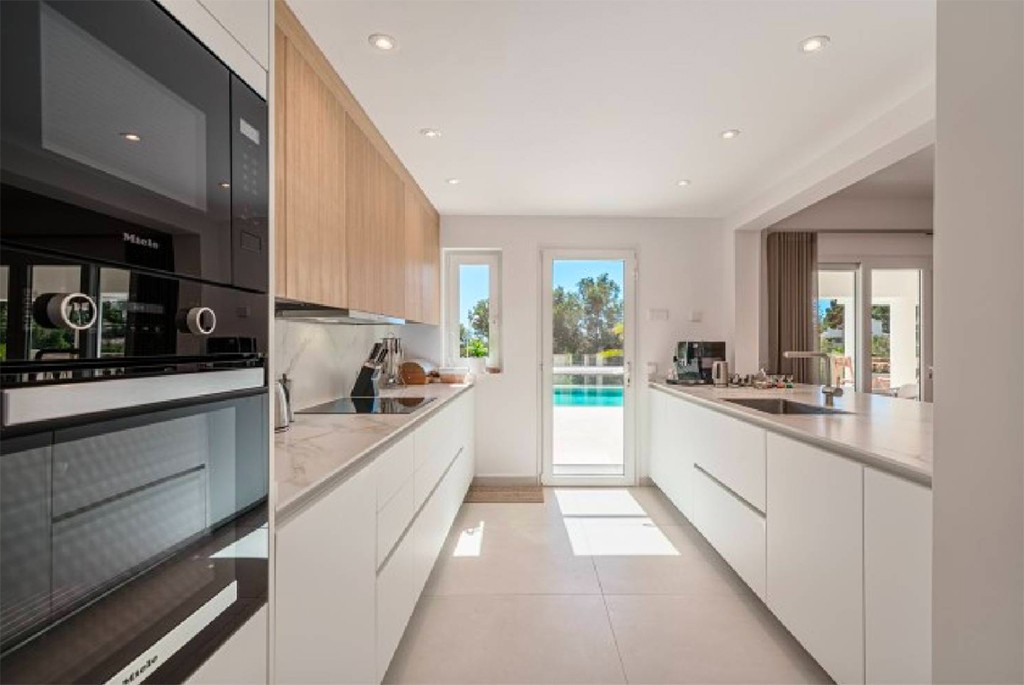 Huvila Costa D'en Blanes, Mallorca, Espanja 4 makuuhuonetta, 418 m2 No. 143479