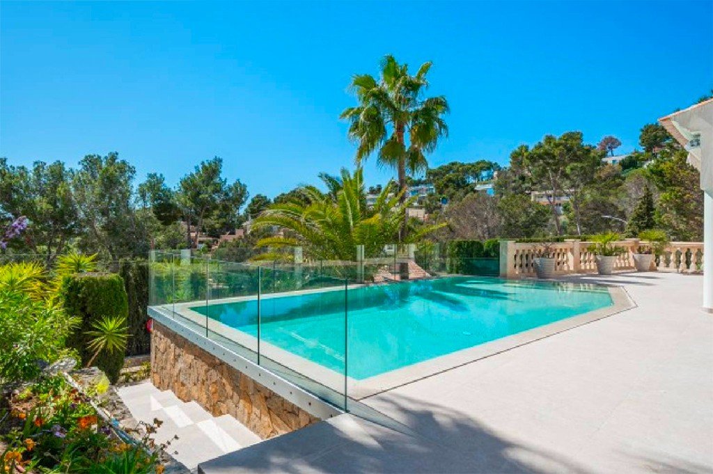 Huvila Costa D'en Blanes, Mallorca, Espanja 4 makuuhuonetta, 418 m2 No. 143479