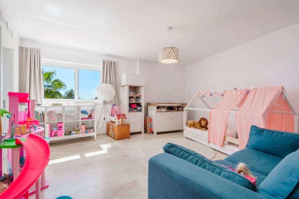 Huvila Costa D'en Blanes, Mallorca, Espanja 4 makuuhuonetta, 418 m2 No. 143479