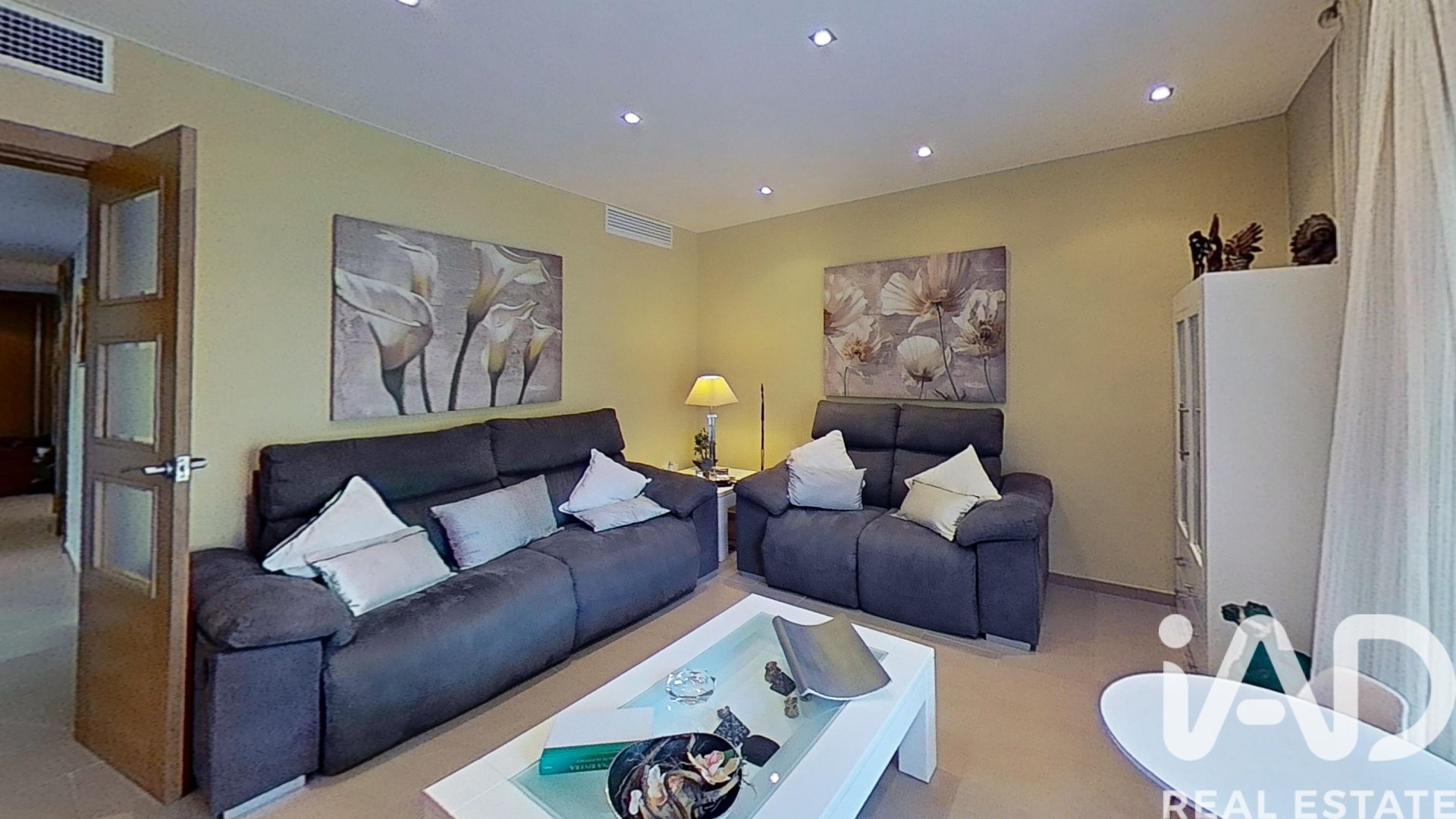 Apartment in Les Cases D'Alcanar, Tarragona, Spain 4 bedrooms, 92 sq.m. No. 173001
