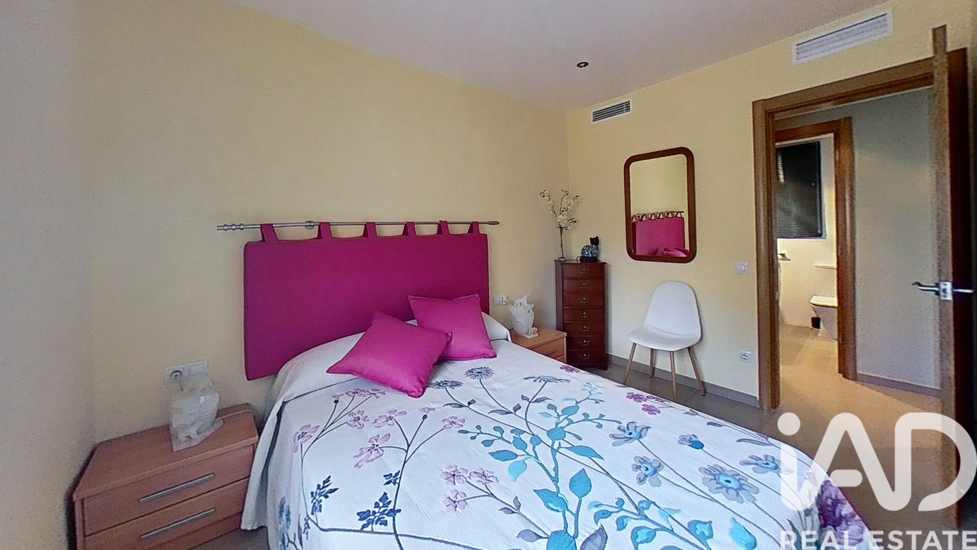 Apartment in Les Cases D'Alcanar, Tarragona, Spain 4 bedrooms, 92 sq.m. No. 173001