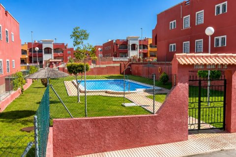 Apartamento en La Florida, Alicante, España 95 m2 No. 168270