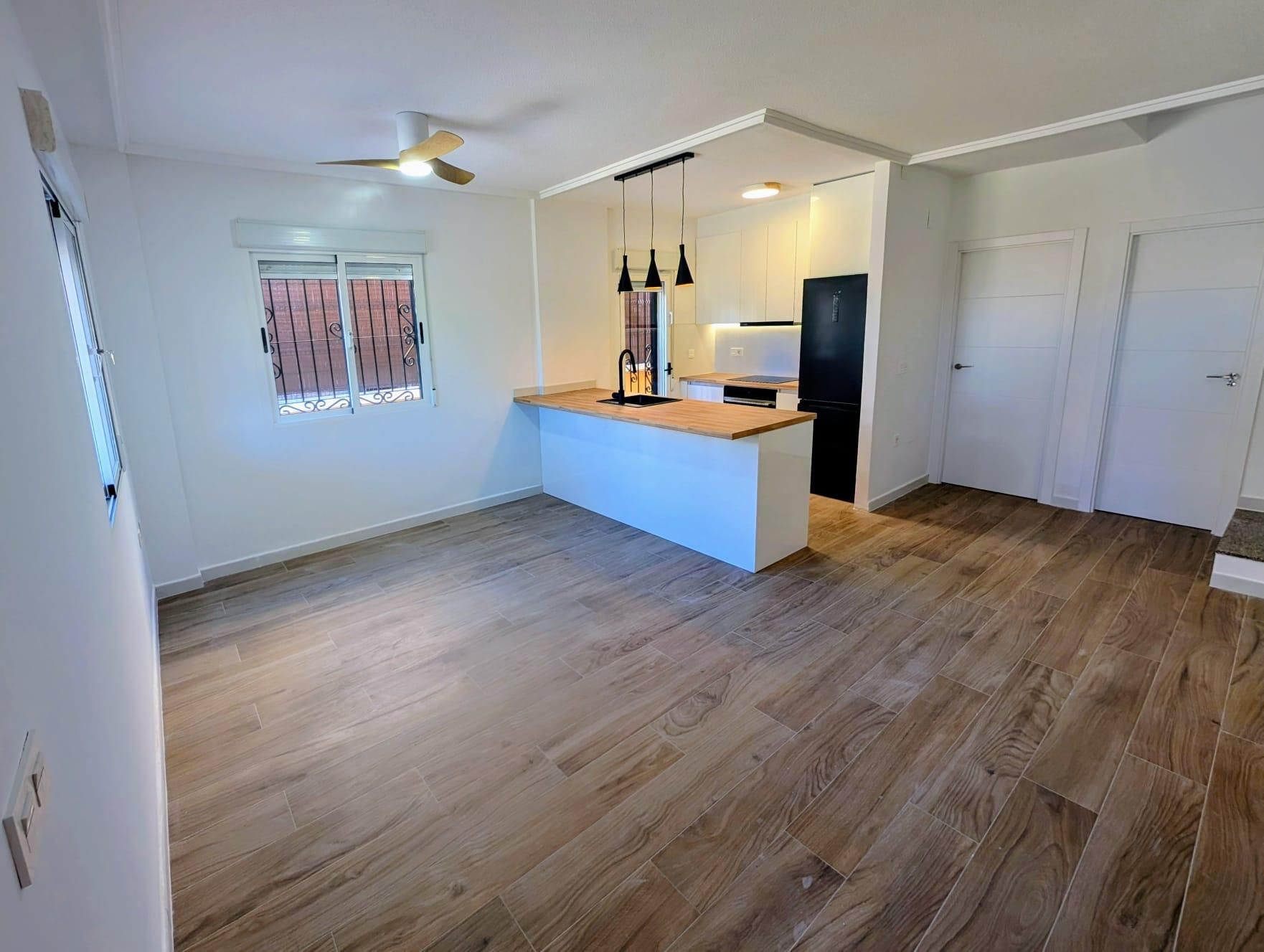 Dzīvoklis La Florida, Alicante, Spānijā 95 m2 Nr. 168270