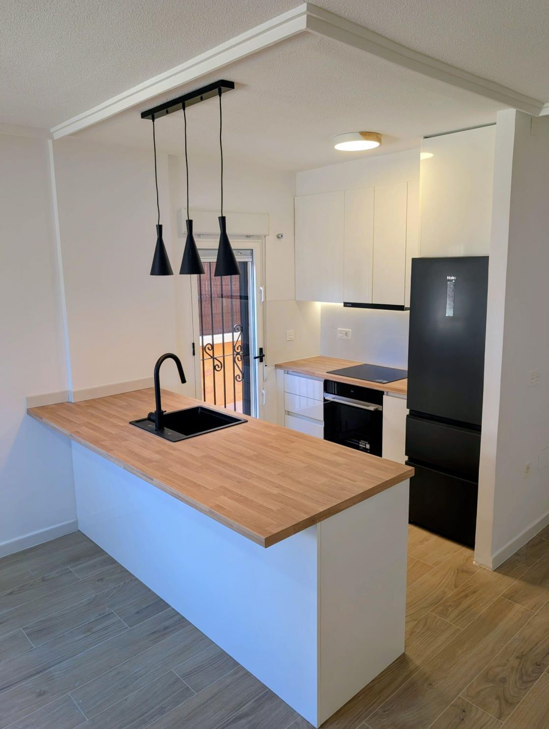 Dzīvoklis La Florida, Alicante, Spānijā 95 m2 Nr. 168270